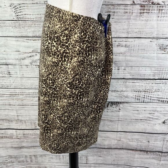 Talbots Skirt size 4 Brown Velvet Cheetah Leopard Straight Pencil Knee Career - Picture 6 of 8